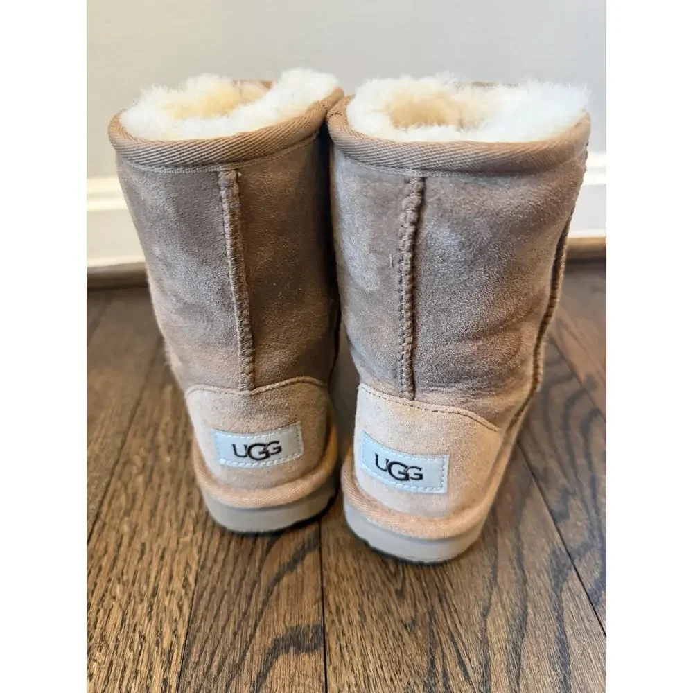 Ugg Classic Short Kids Boots Sz 1 Chestnut Brown Fur Lined